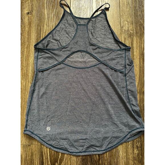 Lululemon Fast As Light Singlet Heathered Gray size 6 - Picture 4 of 7